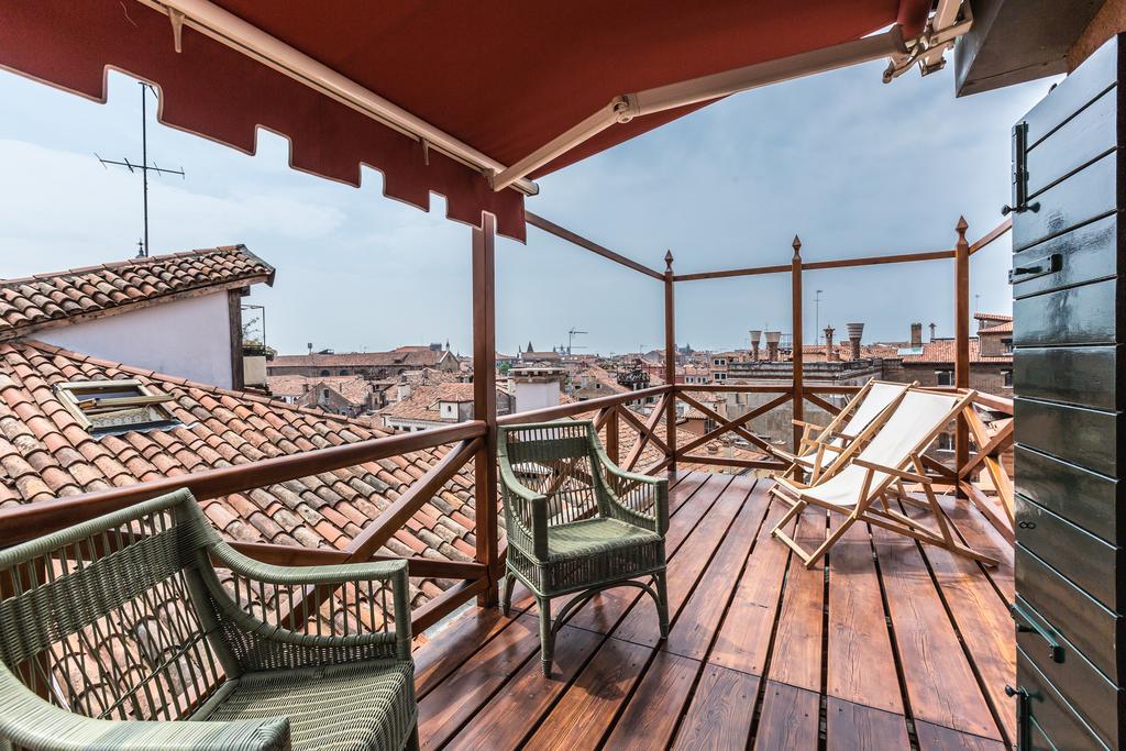 Ferienwohnung The Venetian Penthouse Exterior foto